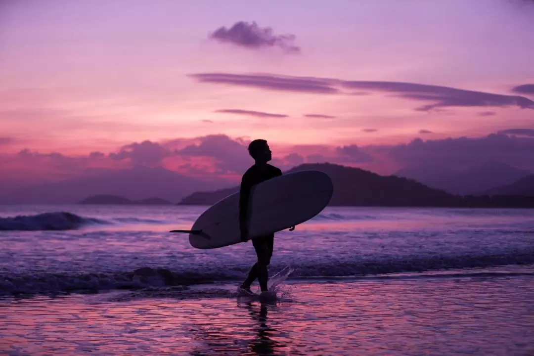 Wanning Shenzhou Peninsula & Shimei Bay surfing lessons on the east coast of Hainan South Island (available for purchase for beginners/entry-level/parent-child experience)