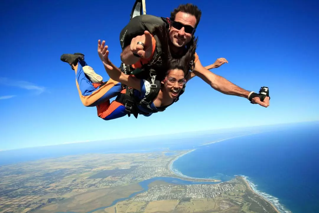 グレートオーシャンロード上空 タンデムスカイダイビング体験 