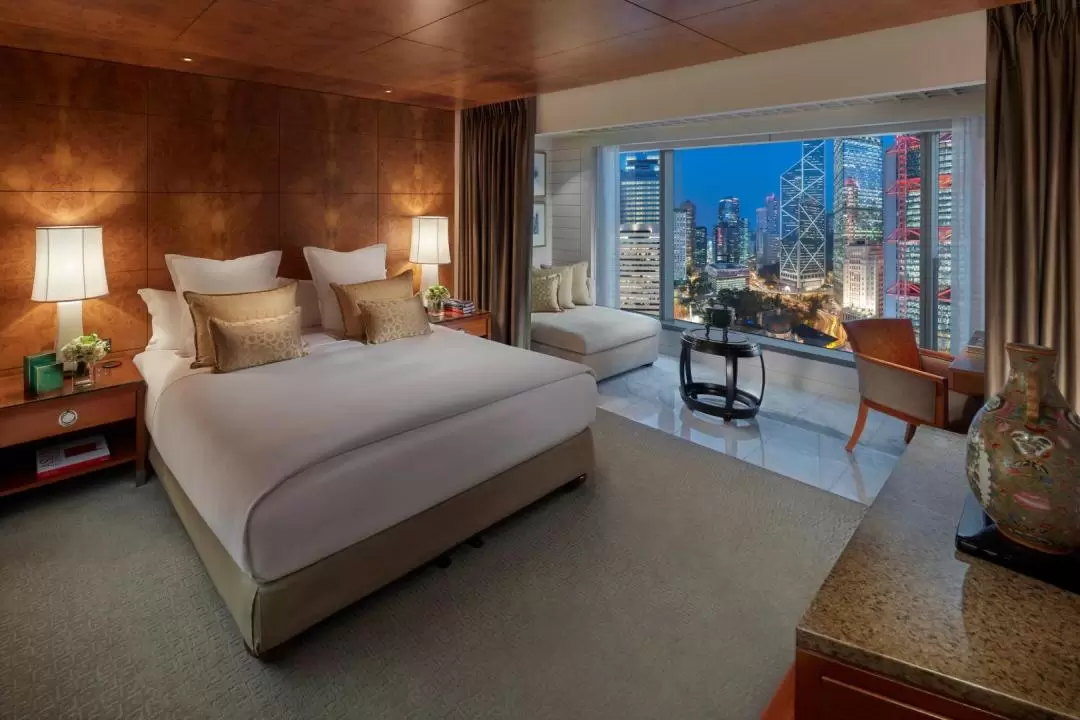 Exclusive: Mandarin Oriental, Hong Kong Staycation Package