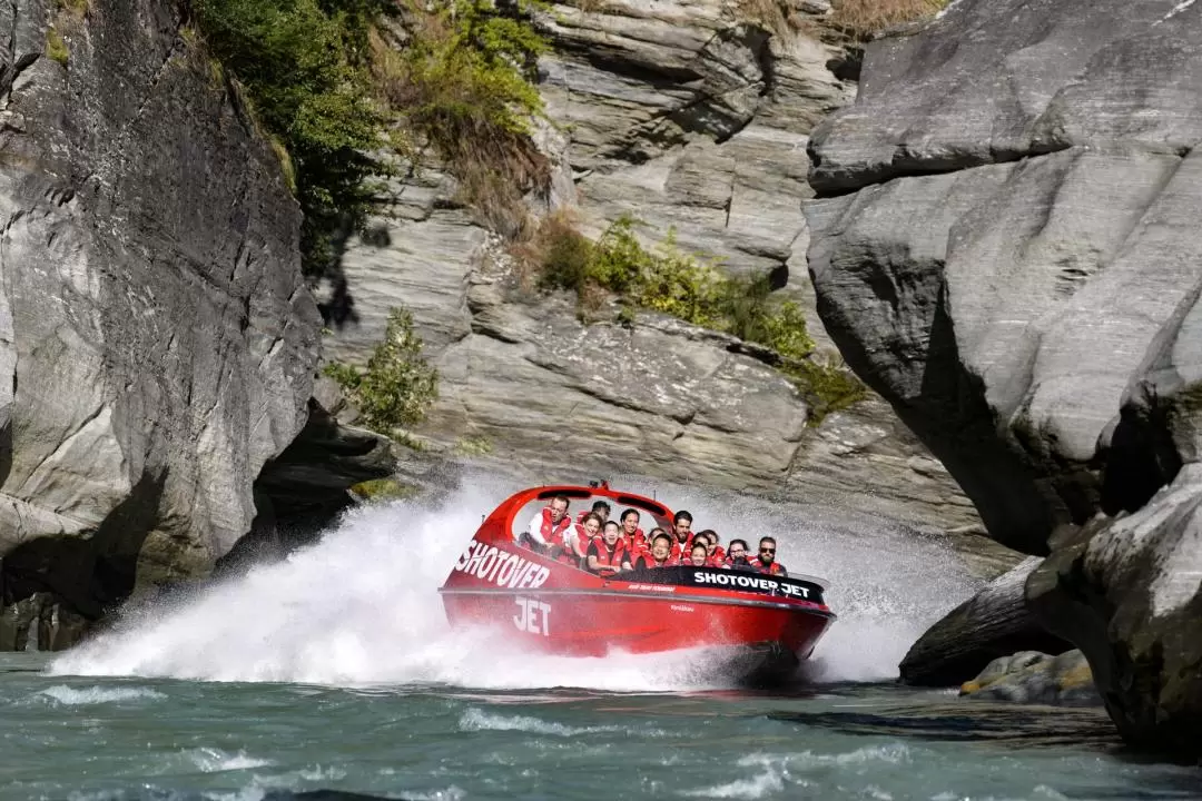 Shotover Jet Boat Ride in Queenstown