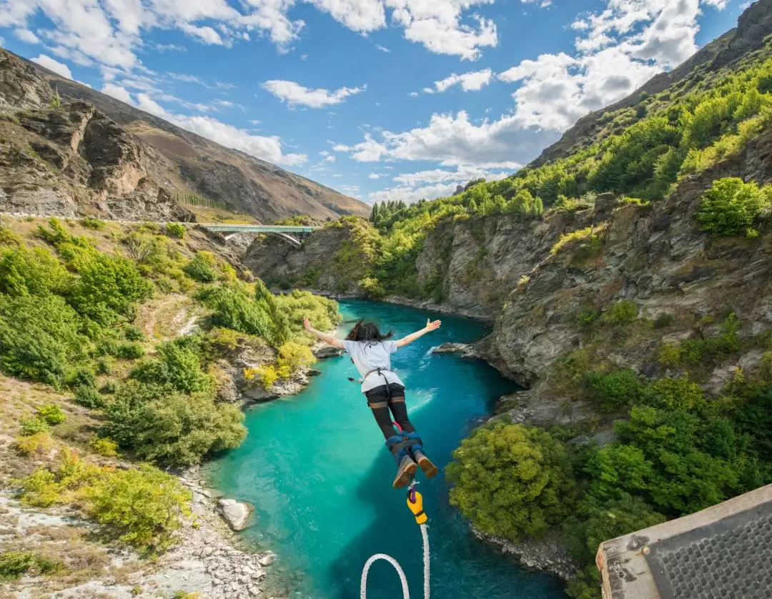 Kawarau Bridge Bungy Jumping Experience by AJ Hackett