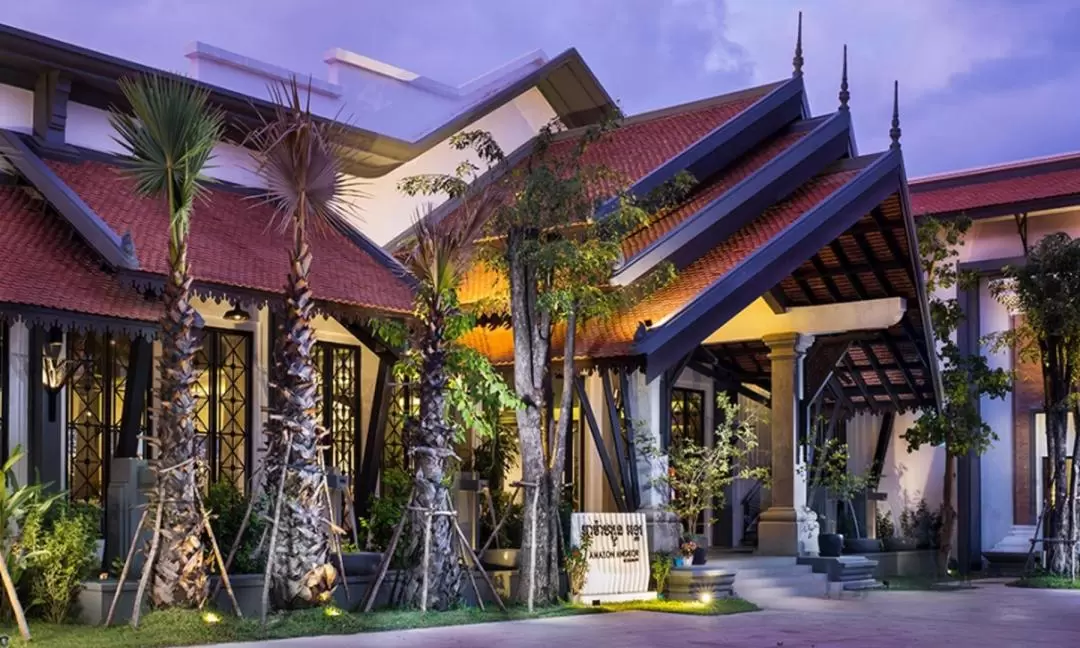 Amazon Angkor Restaurant 夕食ビュッフェ（クメール伝統舞踊鑑賞付き）