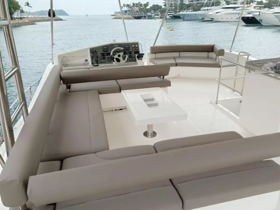 Private Yacht Rental Singapore - Valencia Yacht