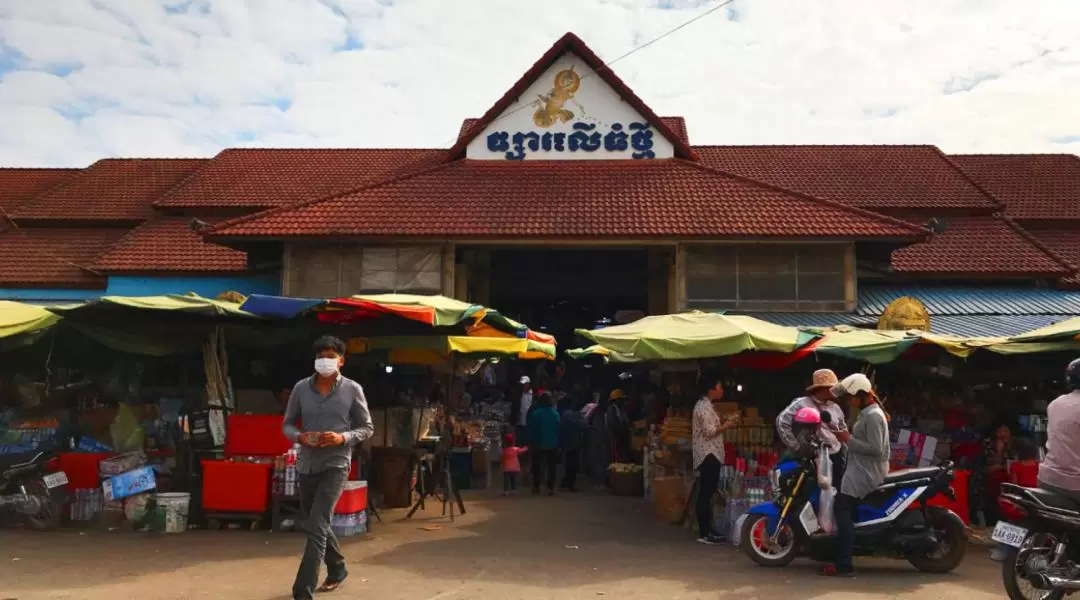 Phsar Leu Thom Thmey Market Tour