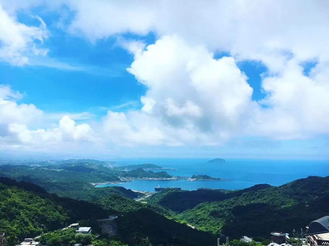 基隆山健行眺望美景＆九份老街美食一日遊