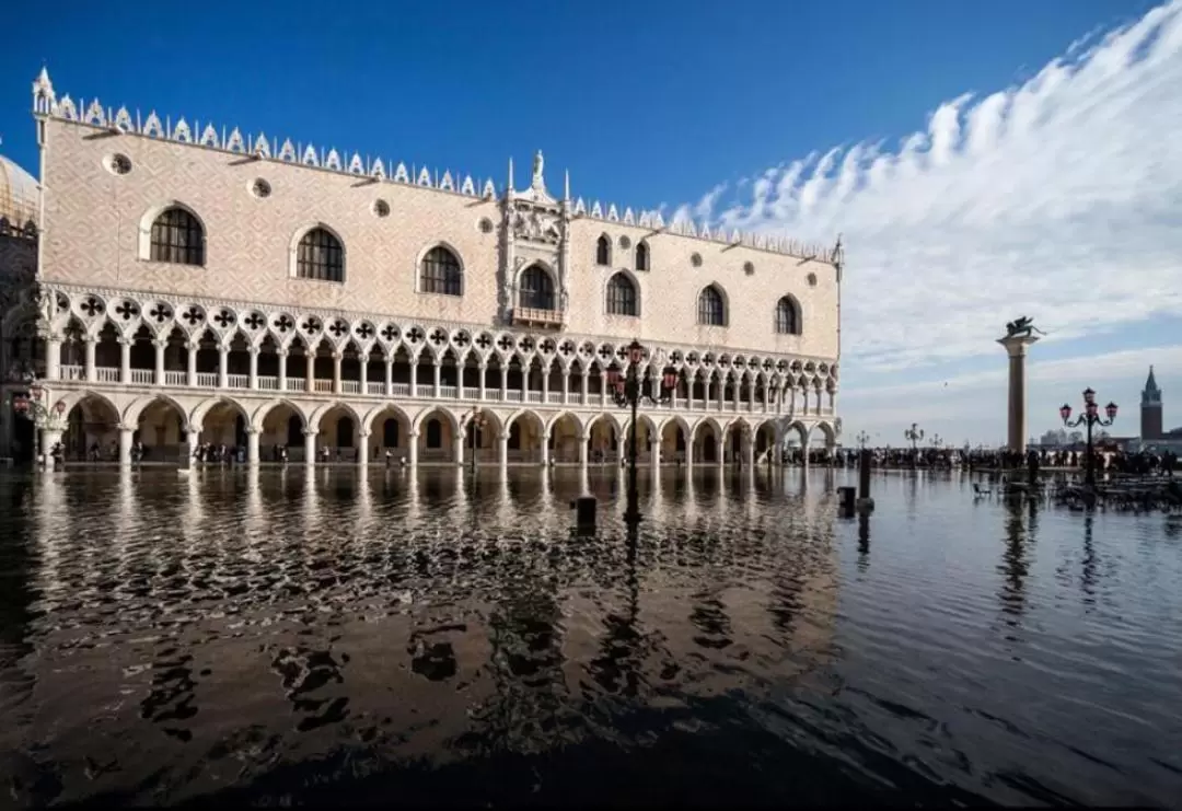 Doge's Palace and Saint Mark's Basilica Guided Tour with Fast Track Admission