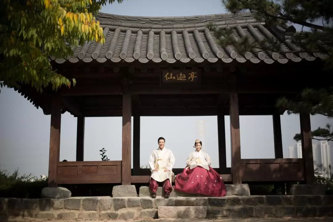 Hanbok Portrait Experience by Z-and in Seoul