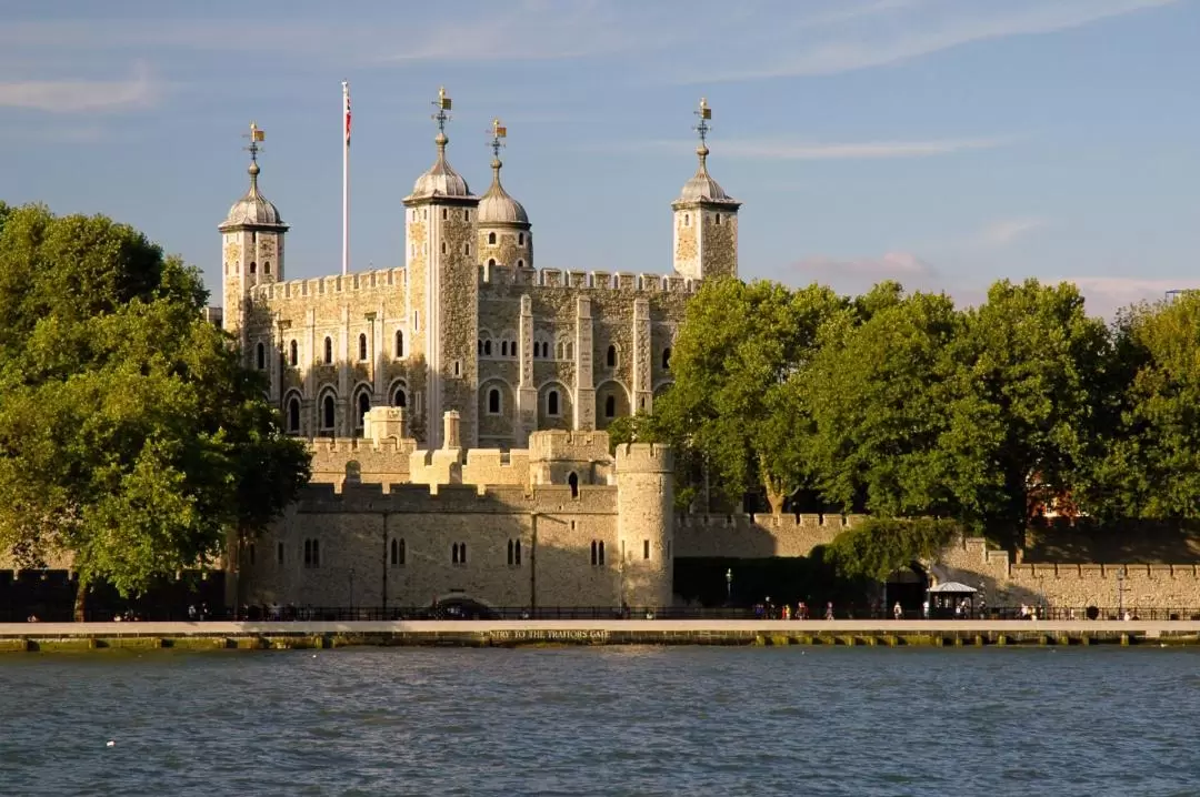 London Sightseeing Day Tour with Changing of the Guard