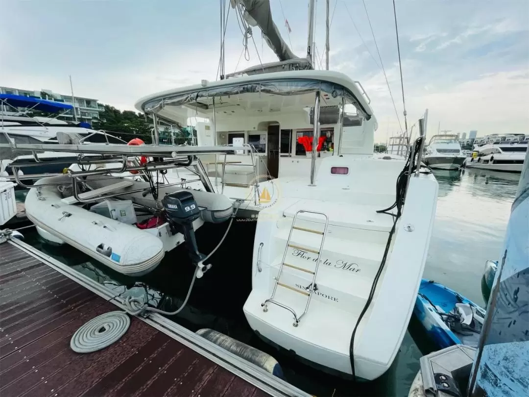 新加坡私人 Zen Sea 2 豪華遊艇租借（Zenithyachtcharters 提供）
