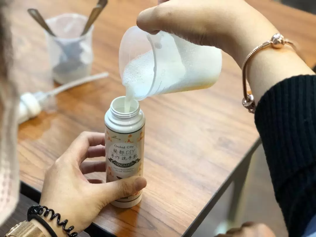 Green Tea Hand Wash Mousse DIY in Tainan