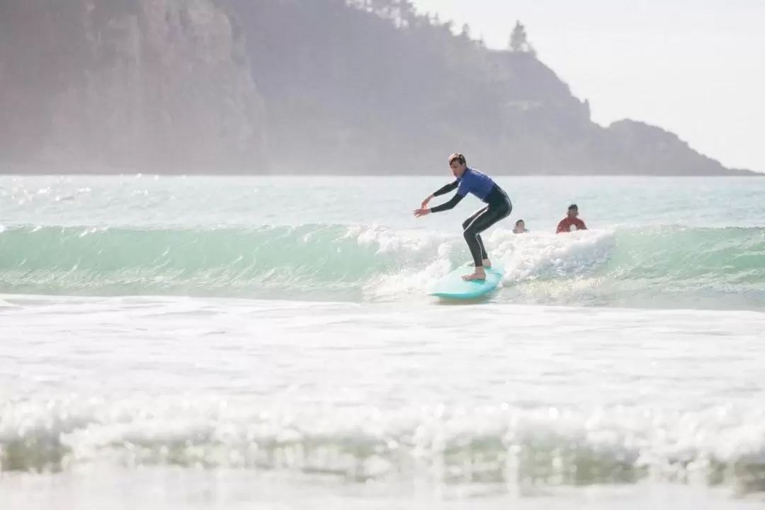 Surfing Beginner Group Lesson at Whangamata Beach