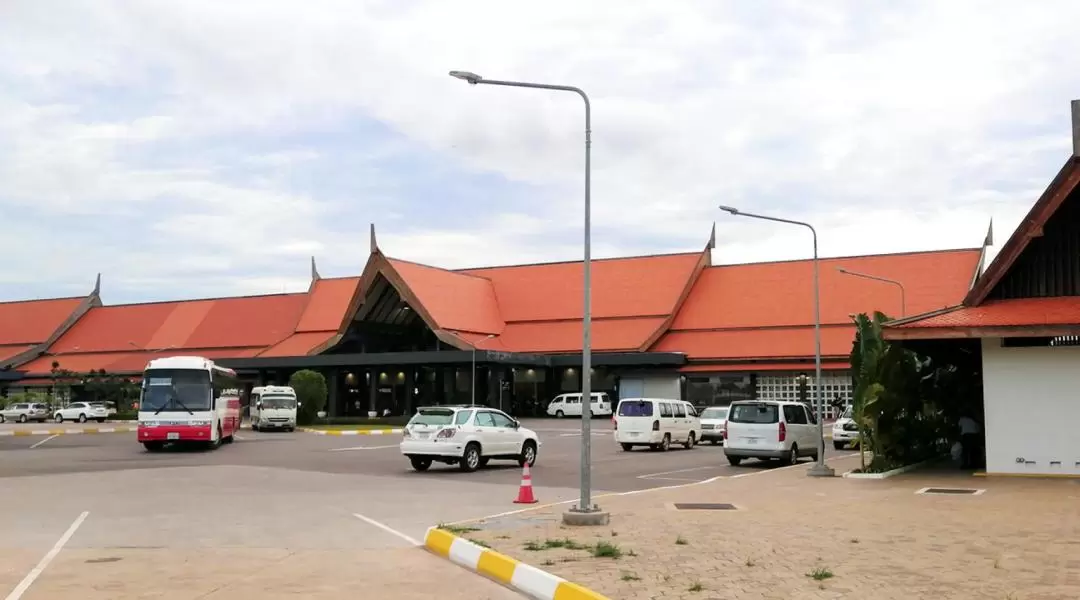 Private Siem Reap International Airport (REP) Transfers for Siem Reap (Van)