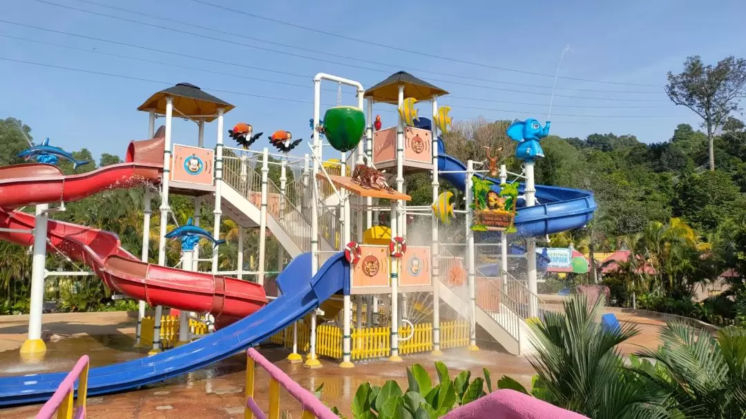 霹靂紅山萊克敦度假村水上樂園（Bukit Merah Laketown Waterpark）門票