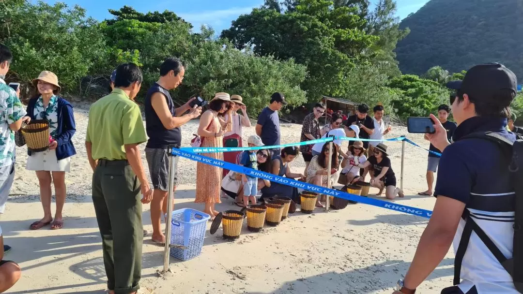 Tai & Bay Canh Island Hopping Speedboat Tour 