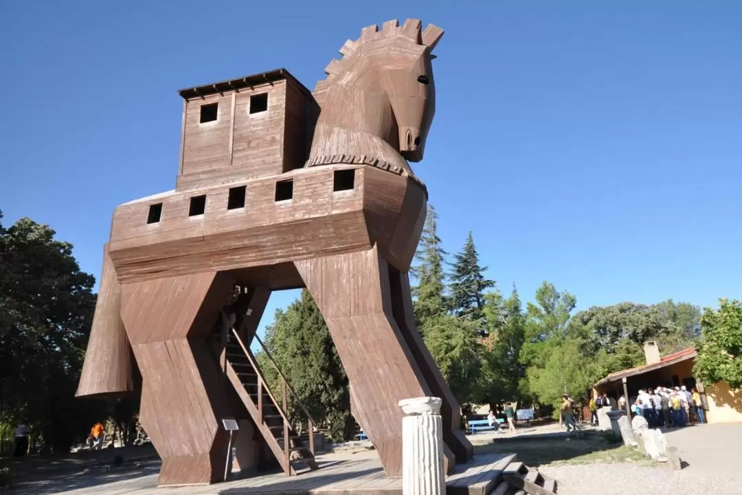 Ancient Troy Day Tour from Istanbul