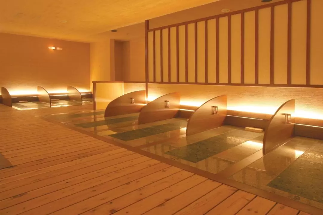 Bedrock Bath with Yoga Experience in Osaka