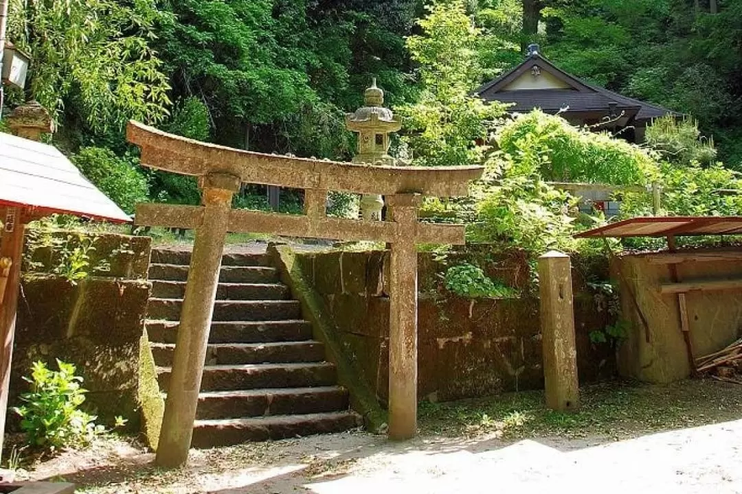  Japanese Waterfall Meditation Experience in Gunma