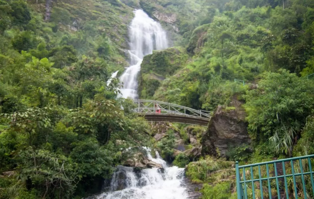 Love and Silver Waterfalls Private Day Tour from Sapa