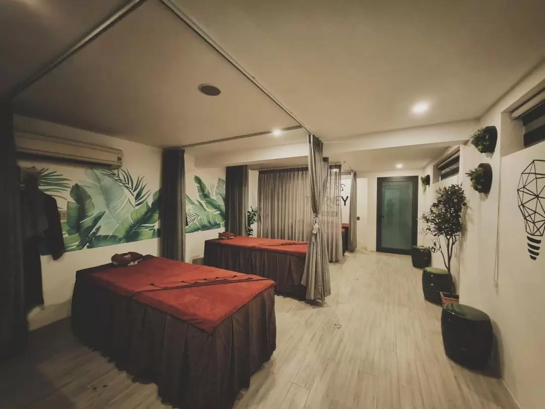 La Luna Spa Sea Lavie Experience in Hoi An - An Bang Beach