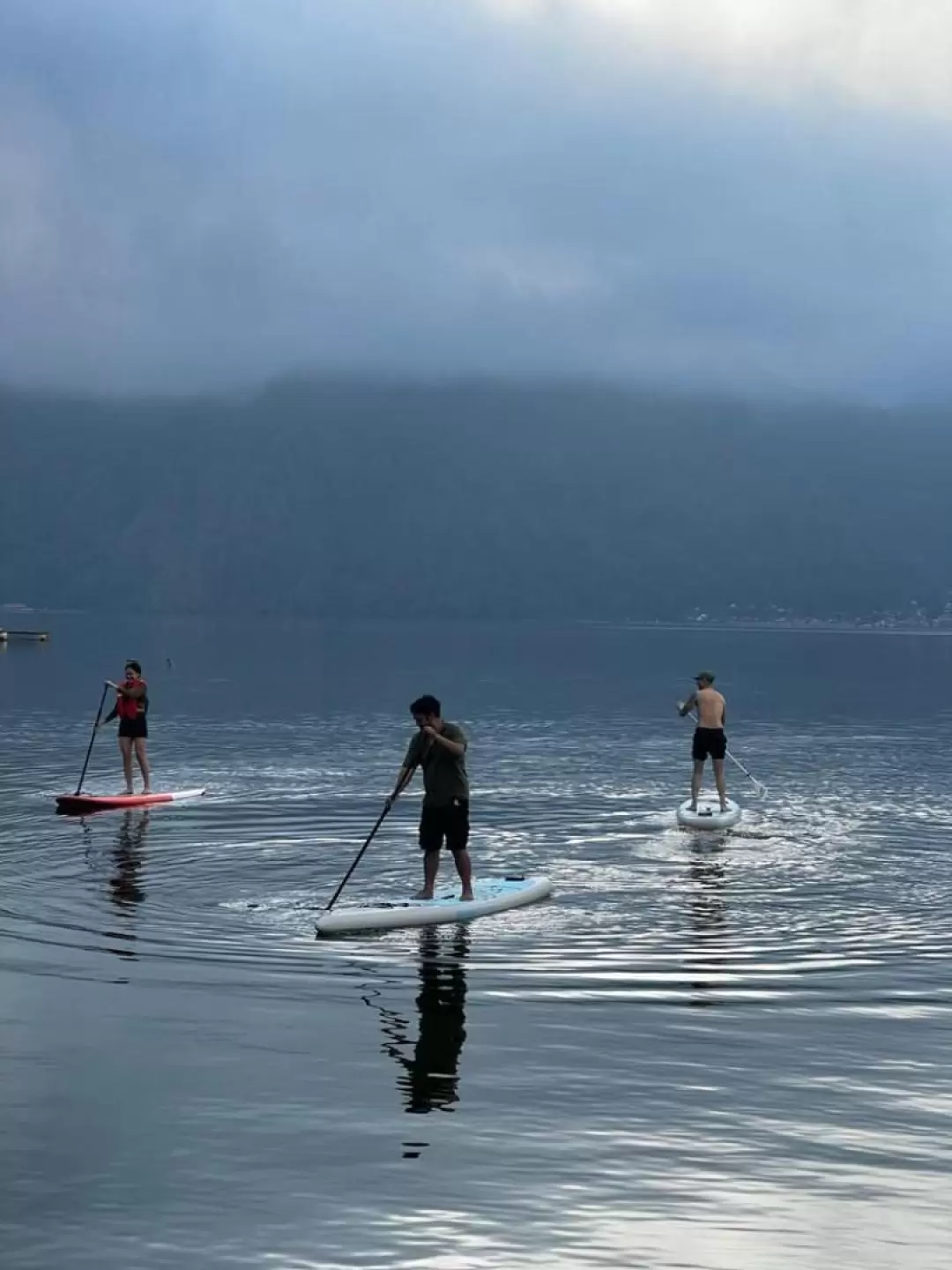 巴厘島巴圖爾湖（Lake Batur）立式划槳SUP之旅