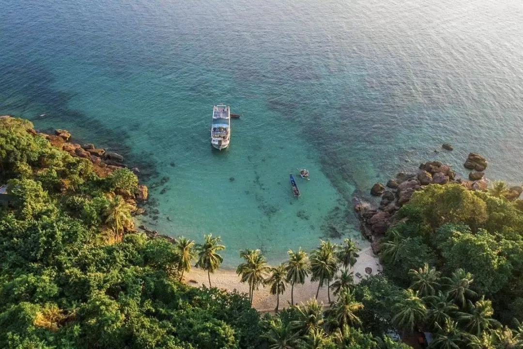 Phu Quoc 3 Islands Excursion with Roi, Gam Ghi, Mong Tay or May Rut by Speedboat