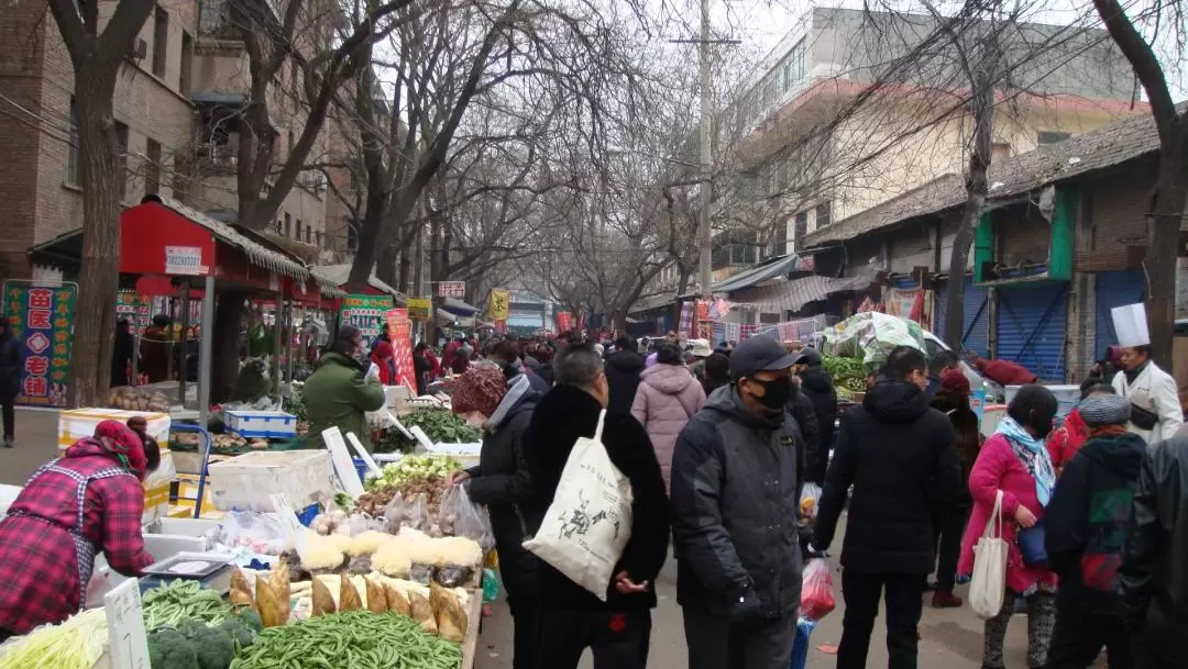 Xi'an morning market and food tour