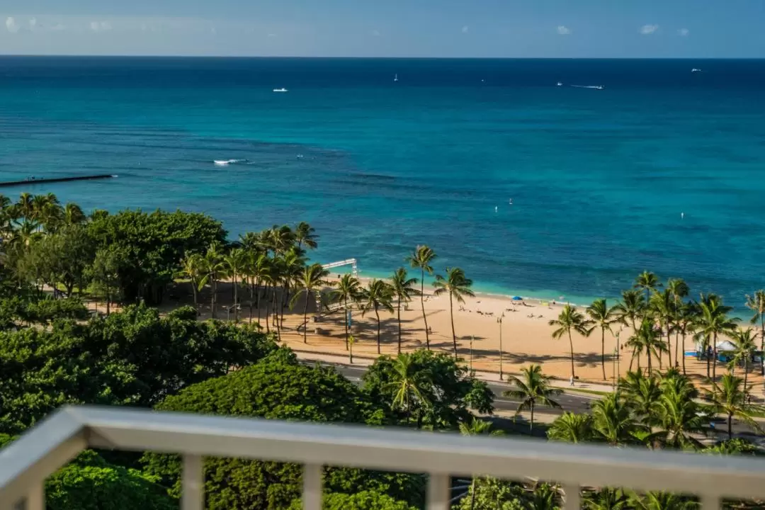 7N Hawaii Holiday at Queen Kapiolani Hotel, Waikiki with Flights from Sydney, Australia