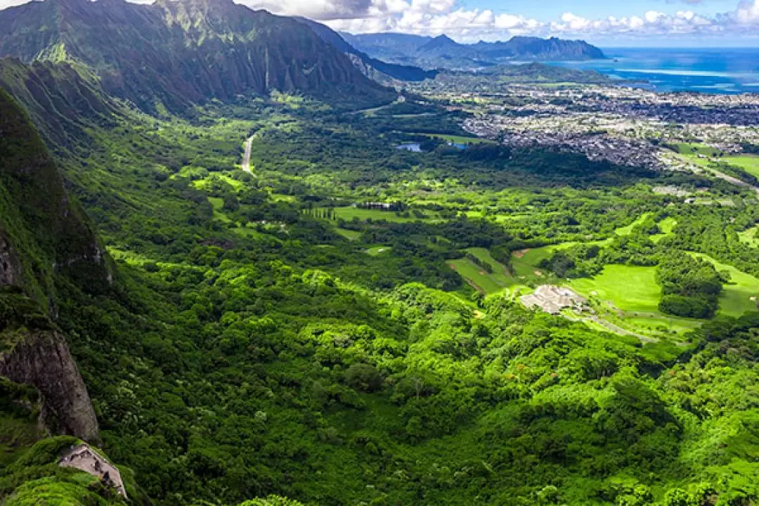 Grand Circle Island and Haleiwa Town Tour