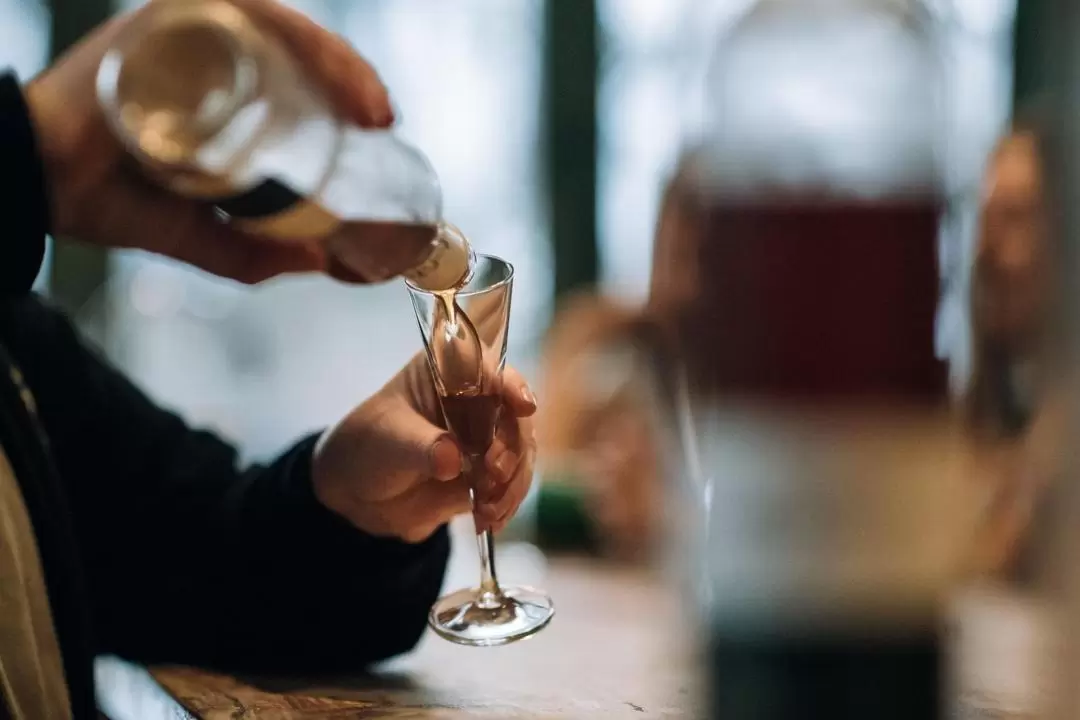 Distillery Door Tastings