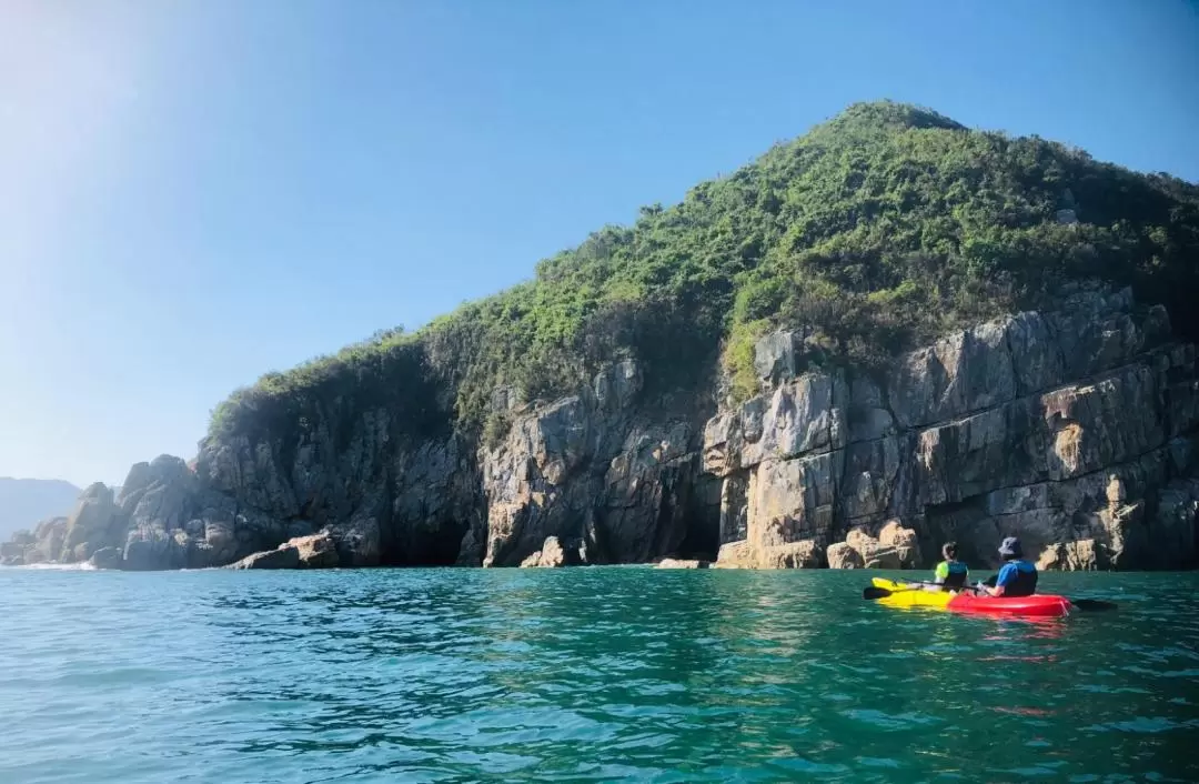 Sai Kung Beach Kayaking and Snorkeling in Hong Kong