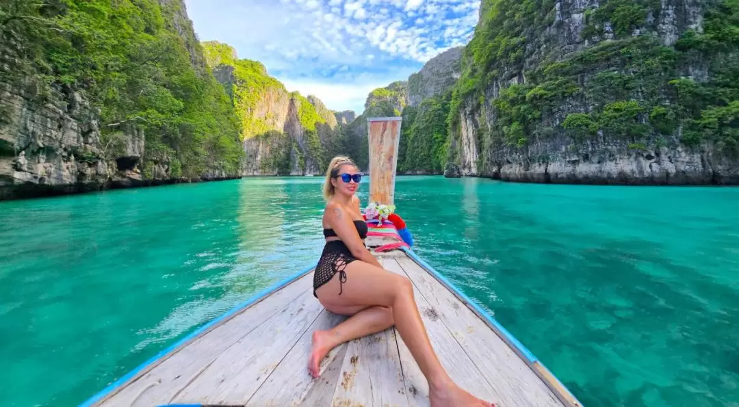 Phi Phi: Private Longtail Boat to Maya Bay with Snorkel