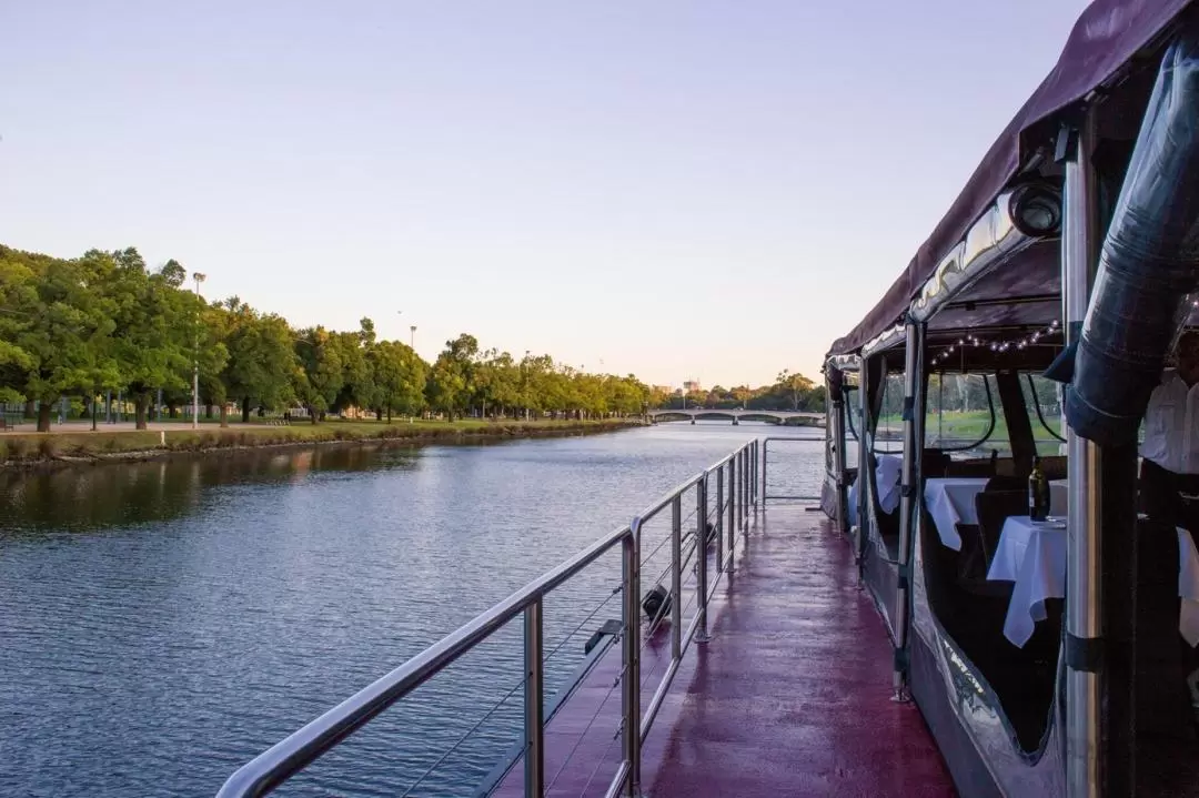 Spirit of Melbourne Dinner Cruise 