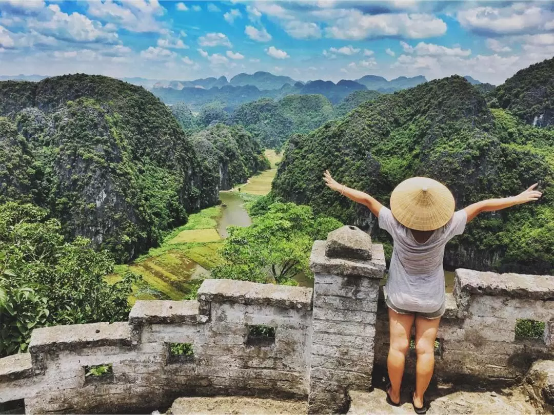 Hoa Lu, Tam Coc, Mua Cave Day Tour from Hanoi