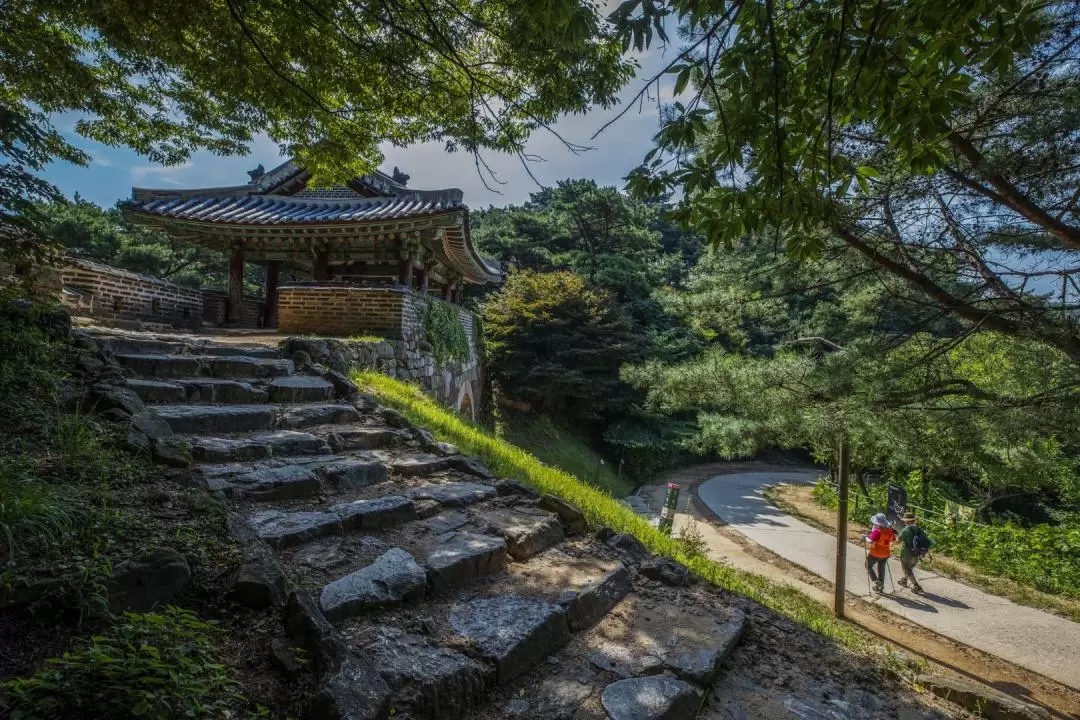 Seoul Namhansanseong Fortress Walking Tour