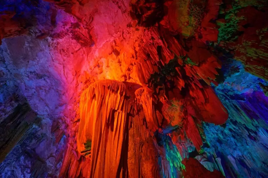 Guilin City Highlights Day Tour with Reed Flute Cave Experience 