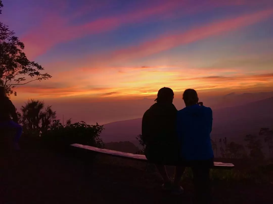 巴杜爾火山日出徒步之旅