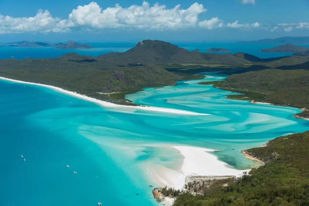 Whitehaven Beach Day Tour with BBQ Lunch from Airlie Beach