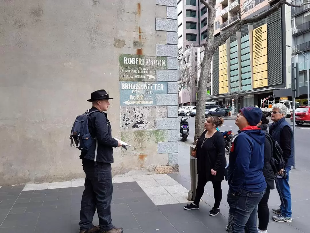 Historical Crimes, Gangsters & Lolly Shops Walking Tour in Melbourne