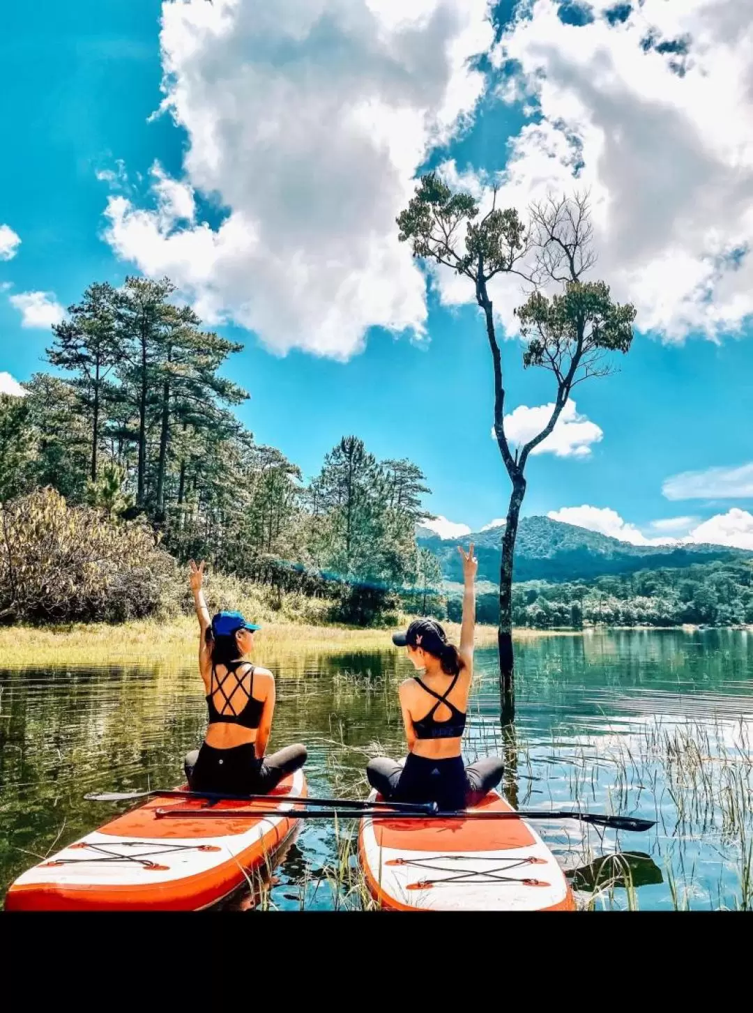 Half-day Tuyen Lam Lake SUP Tour in Da Lat