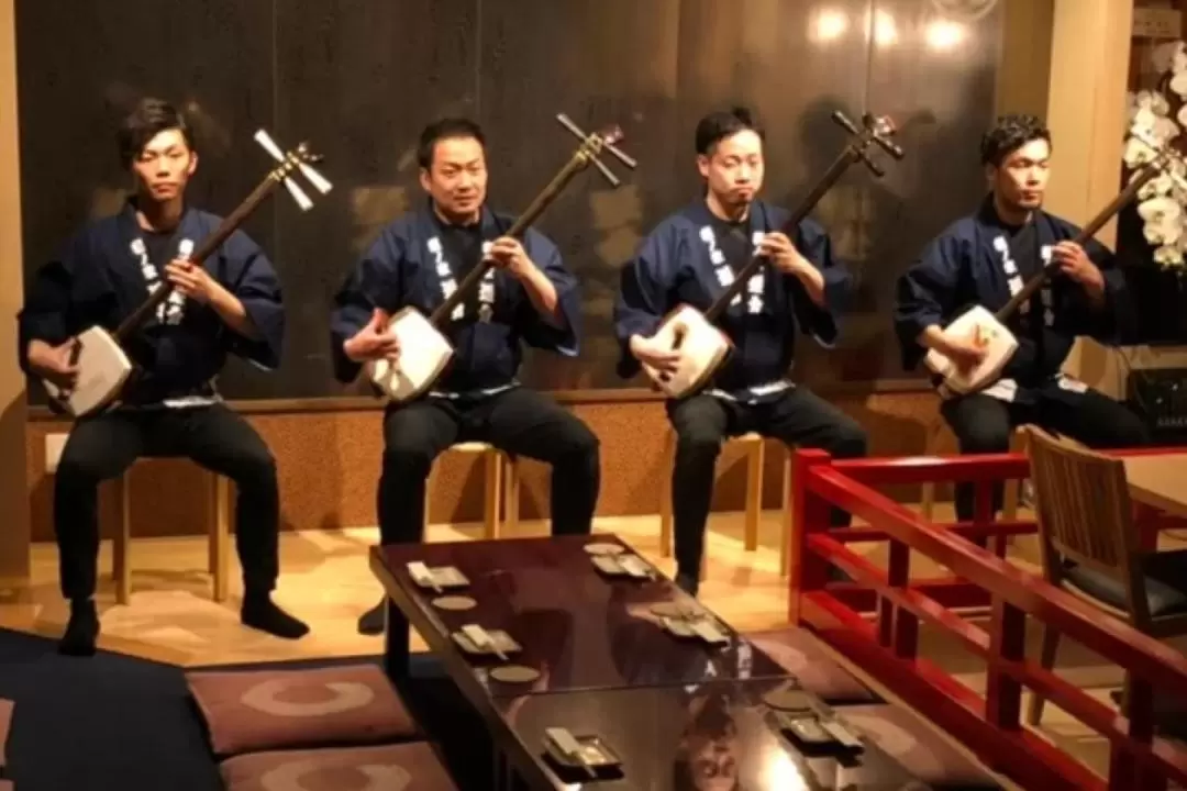 Live Performance of Japanese Instruments Over Izakaya Dinner