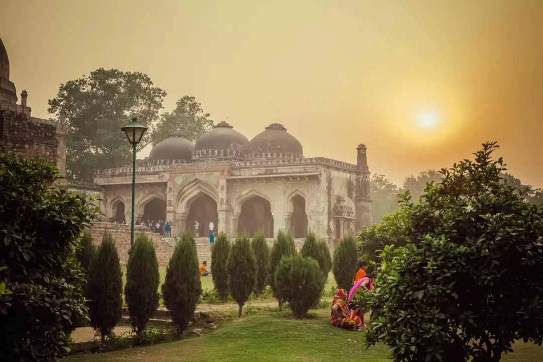 Delhi Best of Monuments Half Day Tour