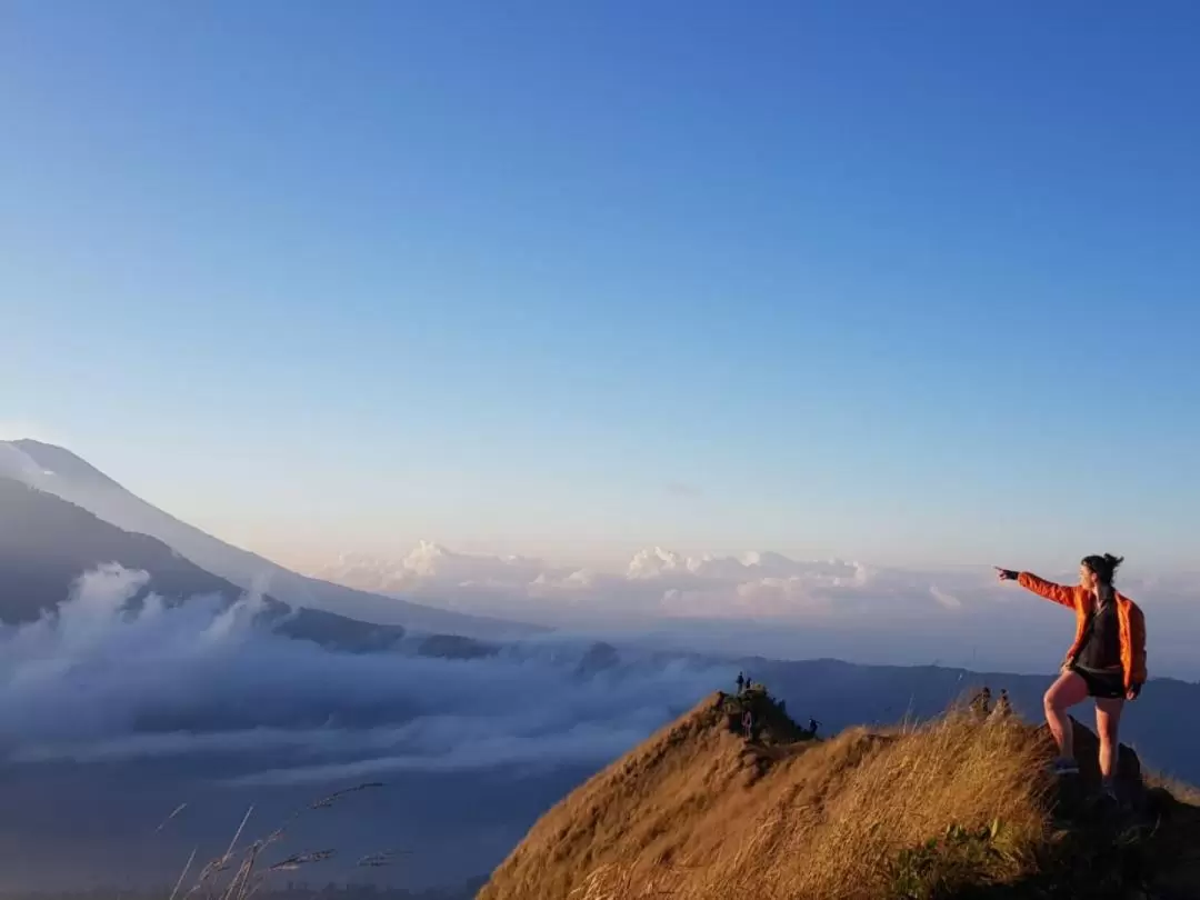 バトゥール山 夕日トレッキング体験（バリ）