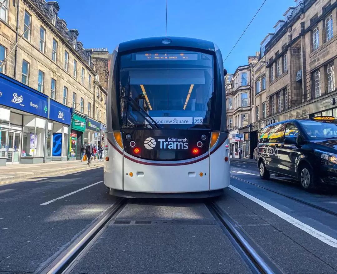 片道トラム乗車チケット（エディンバラ空港⇔市内 / Edinburgh Trams提供）