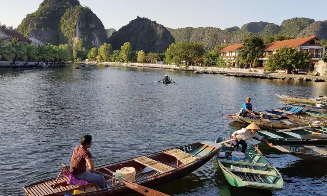 Hoa Lu, Tam Coc, and Hang Mua Day Tour from Hanoi