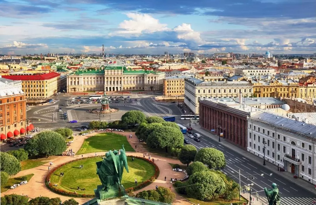 [Online Tour Guide - Russia] View the Glamour and Glory of the Palace Square