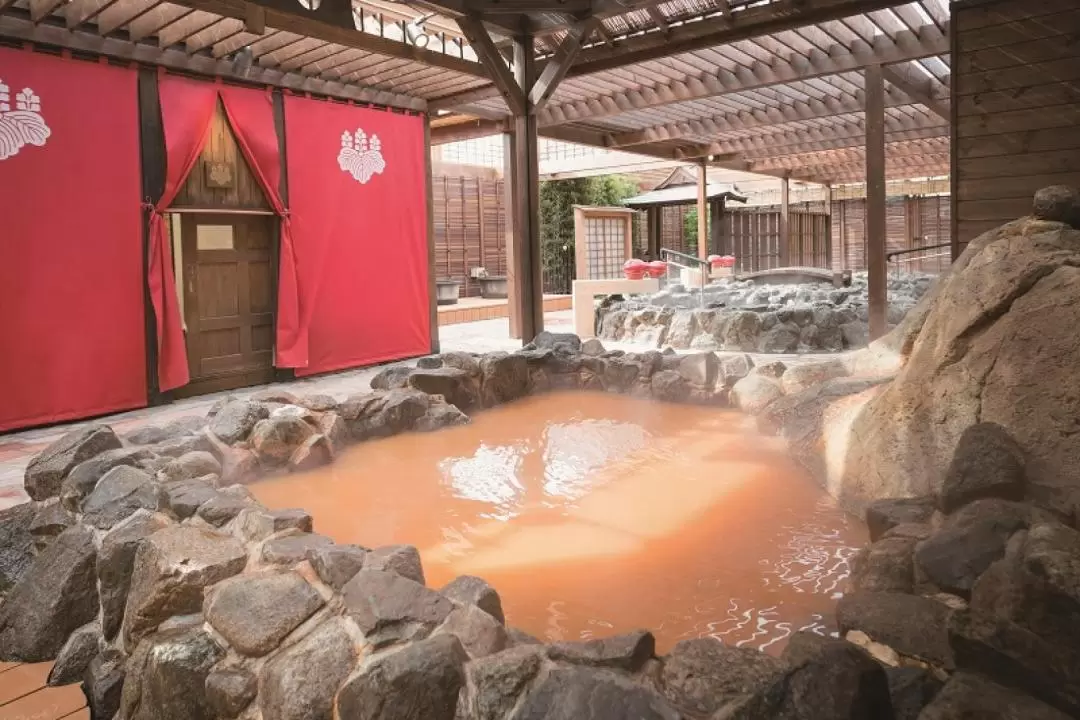 Arima Onsen, Kitano Ijinkan-Gai, & Outlet Day Tour from Osaka