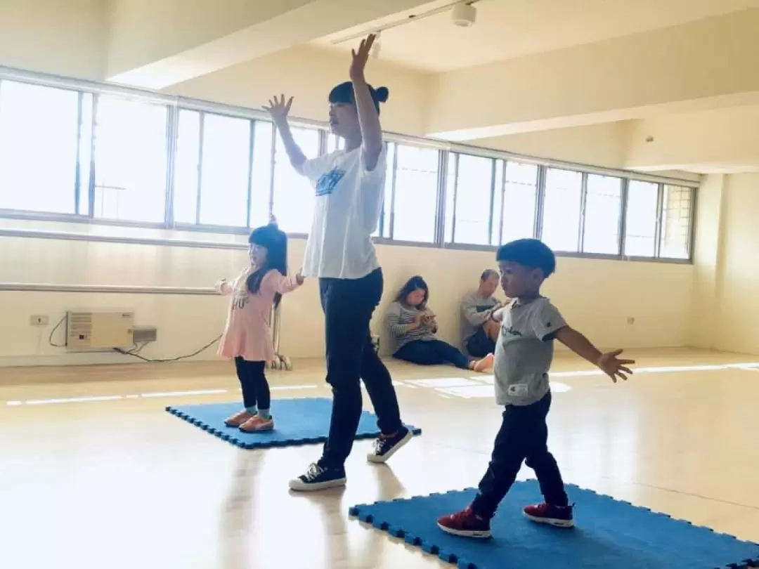 HIP-Hop Dance Class for Children in Tainan