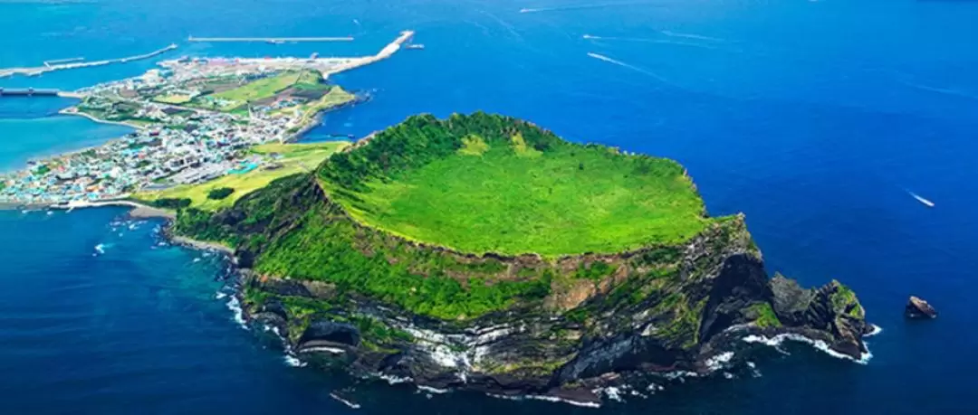 韓國濟州島東部&南部必游景點｜牛島＋城山日出峰＋涉地可支等浪漫韓劇打卡路線 (專業中文司機)