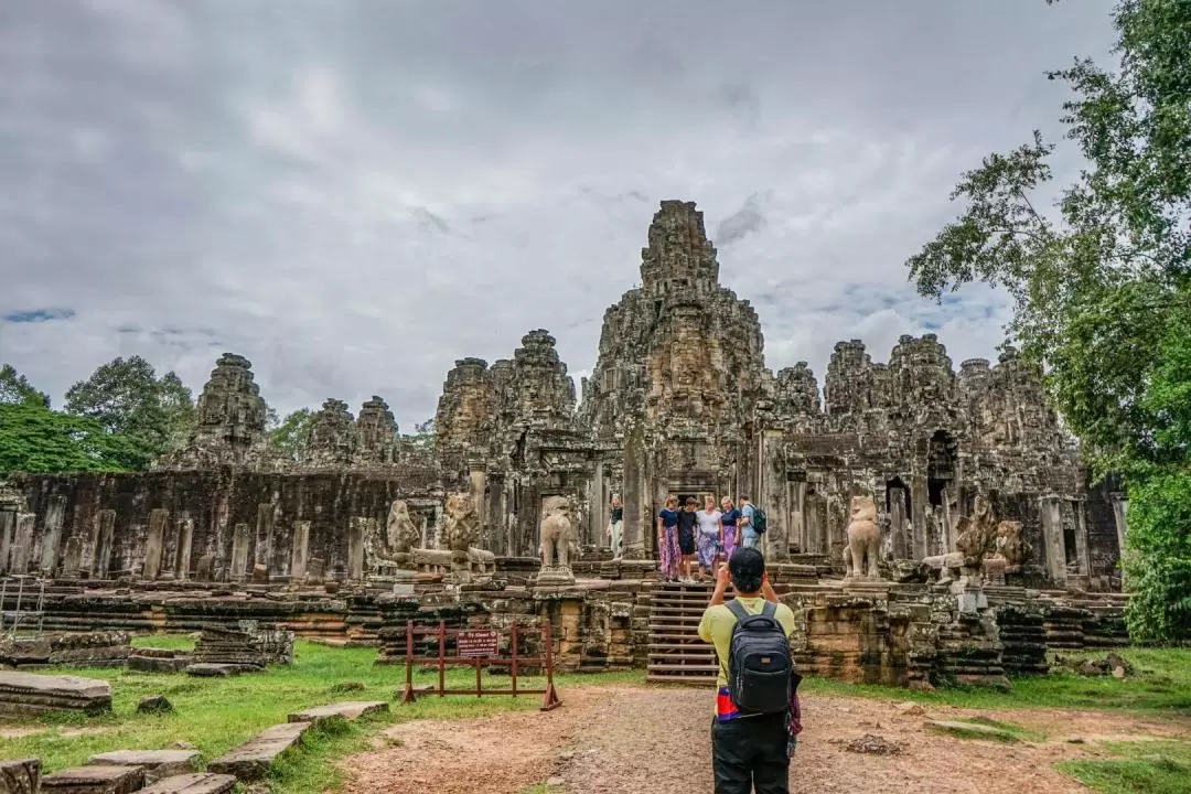 Discover Angkor Bike Full Day Tour