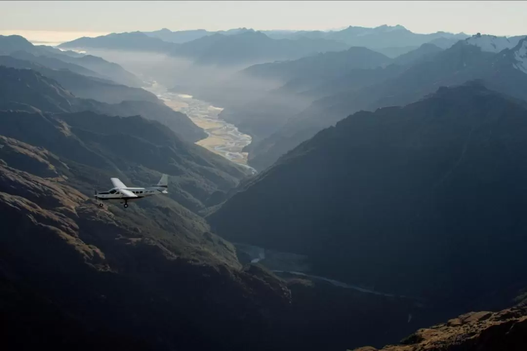 Scenic Flight between Milford Sound and Queenstown